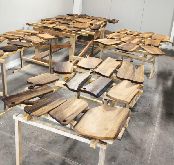 Walnut cutting boards and charcuterie - Image 2