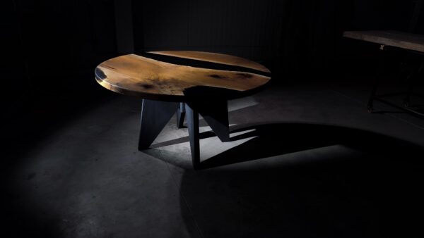 Walnut and epoxy round table "Danube Delta"